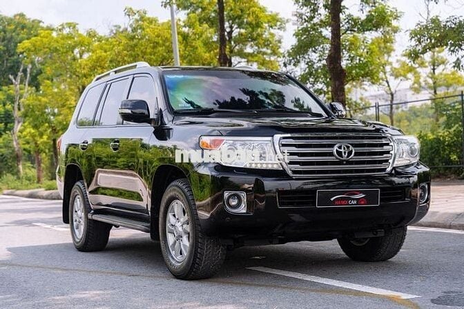 Toyota Land Cruiser VX 4.6 V8 2014
