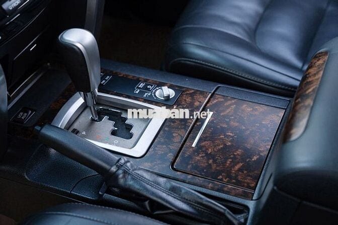 Toyota Land Cruiser VX 4.6 V8 2014