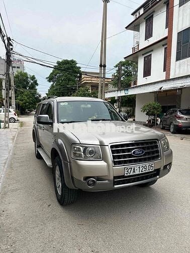 Ford Everest 2009 2.5L 4x2 MT - 170000 km