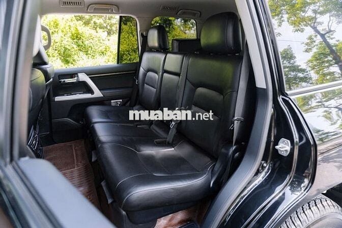 Toyota Land Cruiser VX 4.6 V8 2014