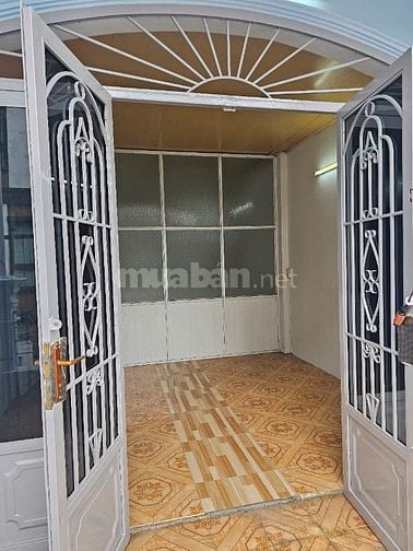 QUẬN TÂN BÌNH CHO THUÊ NHÀ NGUYÊN CĂN HẺM XE HƠI ĐƯỜNG TRẦN VĂN QUANG