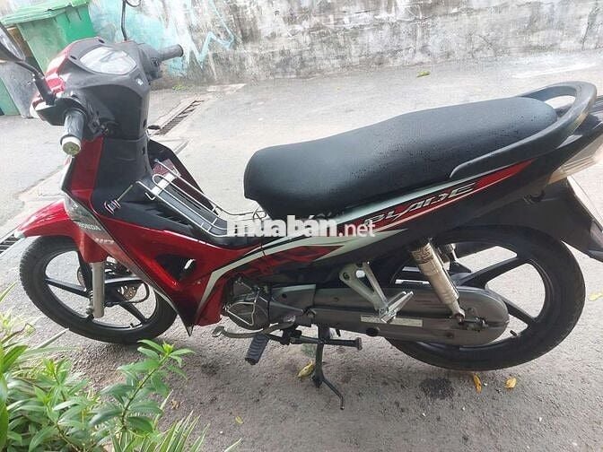 Honda Blade xe cứng,bánh mâm,tiết kiệm xăng