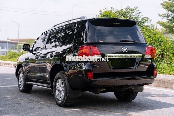 Toyota Land Cruiser VX 4.6 V8 2014