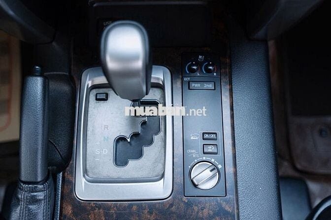 Toyota Land Cruiser VX 4.6 V8 2014