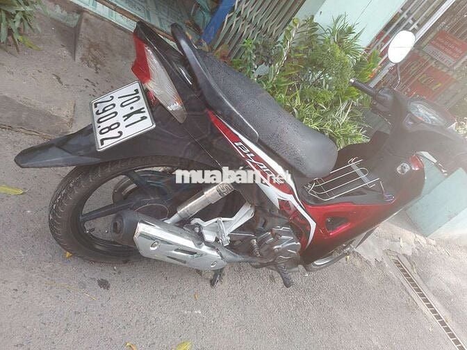 Honda Blade xe cứng,bánh mâm,tiết kiệm xăng