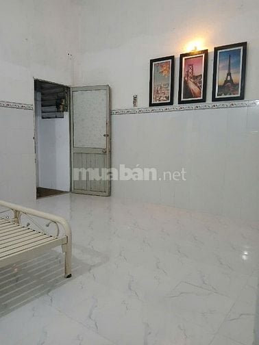 Cho thuê 2 căn hộ lầu 1 và 2 của nhà mặt tiền 608 Điện Biên Phủ, quận 