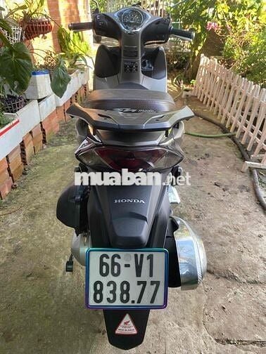 Xe đẹp đấp mền, chạy it có chủ ra ký