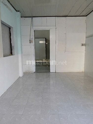 Cho thuê 2 căn hộ lầu 1 và 2 của nhà mặt tiền 608 Điện Biên Phủ, quận 