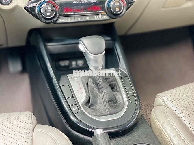 Kia Cerato 2020 1.6 AT Luxury  - sang, sịn, mịn
