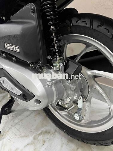visson mua 18/7/2025 chưa dc 1 tháng như xe mới