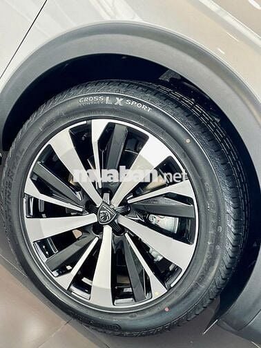 Ưu đãi lên đến 110.000.000đ New Peugeot 5008 Pre