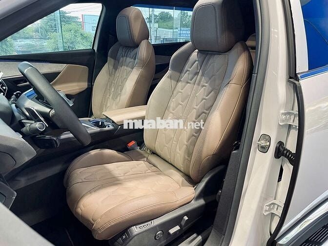 Ưu đãi lên đến 110.000.000đ New Peugeot 5008 Pre