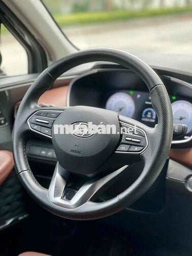 Hyundai Santa Fe 2022 Cao cấp 2.2L HTRAC - 4,8 van