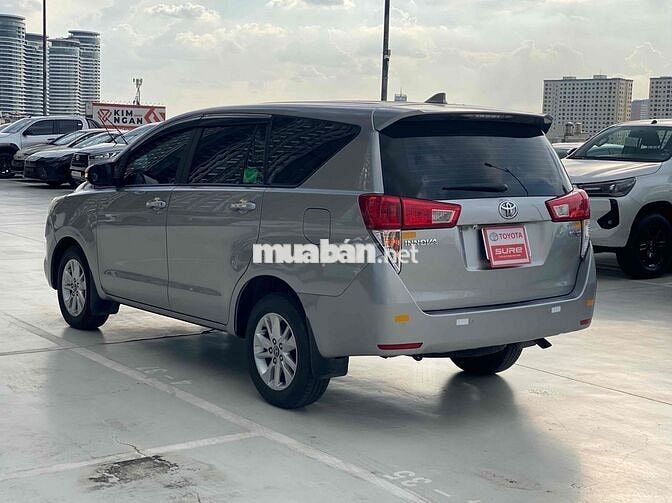 Toyota Innova 2019 2.0G - 98000 km