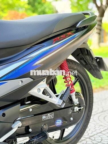 Wave RSX sport 2025 đi 1 ngàn cây. xe đã dán keo