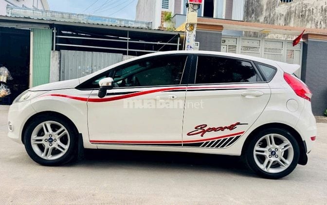 Hot Hot Hot🤒🤒 ford fiesta mà chỉ có dưới 200