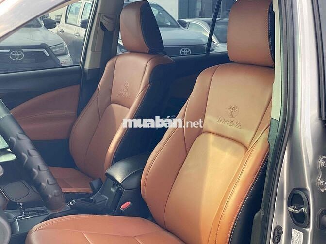 Toyota Innova 2019 2.0G - 98000 km