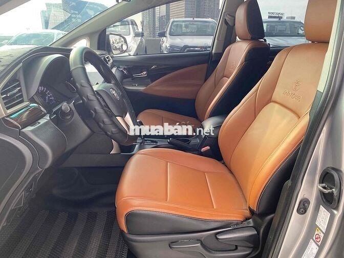 Toyota Innova 2019 2.0G - 98000 km