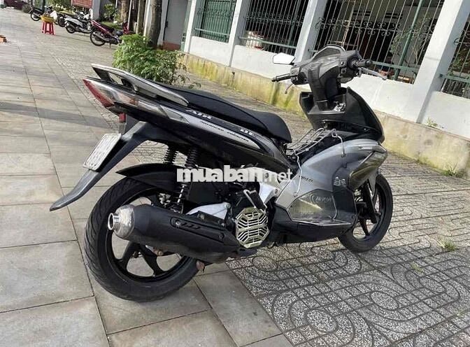 AIRBLADE 2010