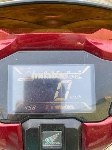 Cần bán Honda Air Blade 150 ABS màu đỏ
