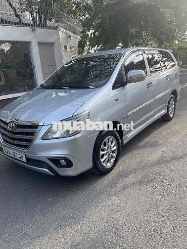 Toyota Innova 2014 Màu Bạc - Xe Gia Đình kg kinh