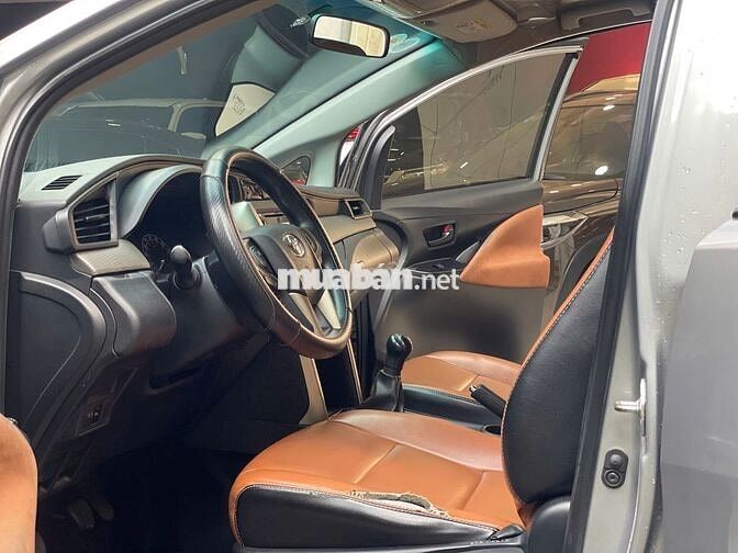 Innova 2020 E 2.0 MT - Xe XHD Công Ty