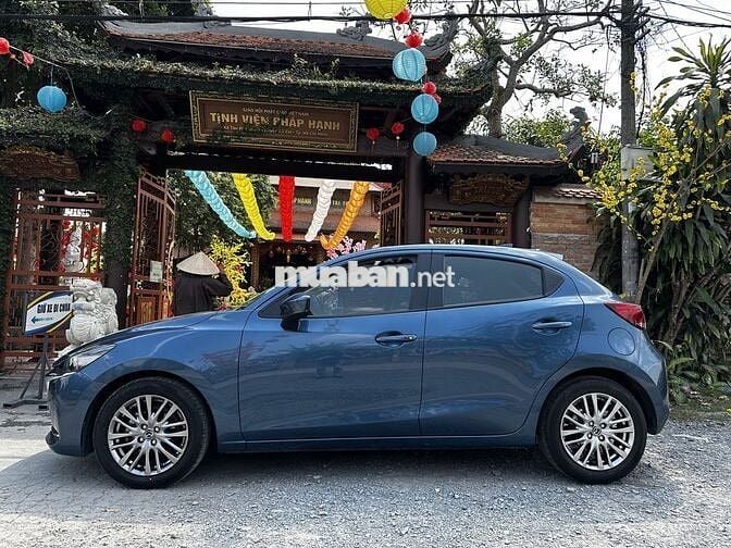 Mazda 2 2020 Sport Luxury - 19000 km