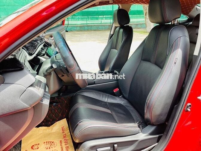 Honda Civic 2019 1.5 Turbo RS bảo dưỡng kĩ