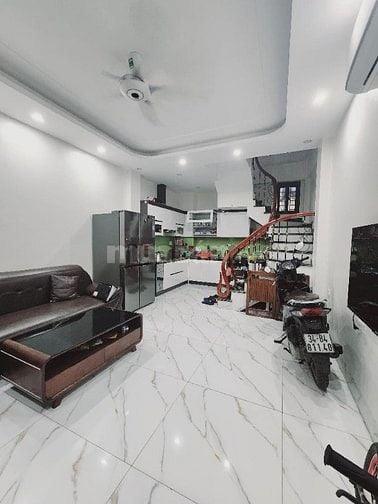 Bán nhà Hồ Tùng Mậu - 5 tầng mới - ngõ nông gần ô tô - giá nhỉnh 7 tỷ
