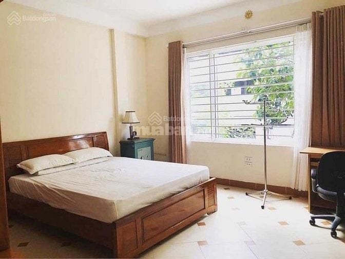 Cho thuê nhà ngõ Trần Quốc Hoàn dt 50m x5t ngõ ô tô đỗ cửa, VP - CTY