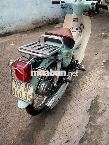 Cần bán chiếc cúp Việt Thái có giấy