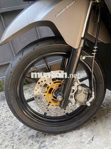 Vario 2020 Vàng Cát