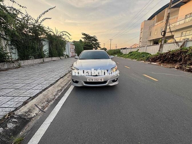 Toyota Camry 2010 SE 2.5 - 97000 km