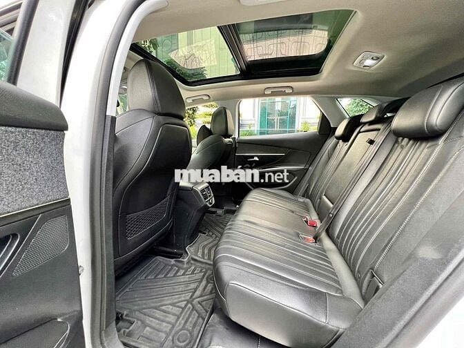 Peugeot 3008 Trắng SUV 2018 Tự động 63000km