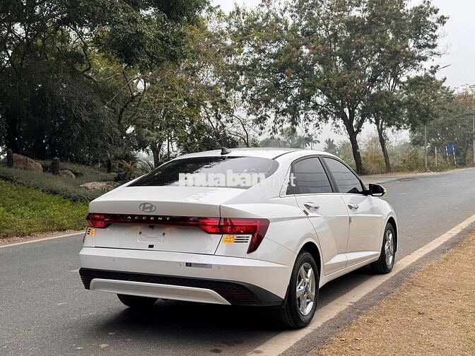 Hyundai Accent 2025 mới 100% trả trước 115 triệu