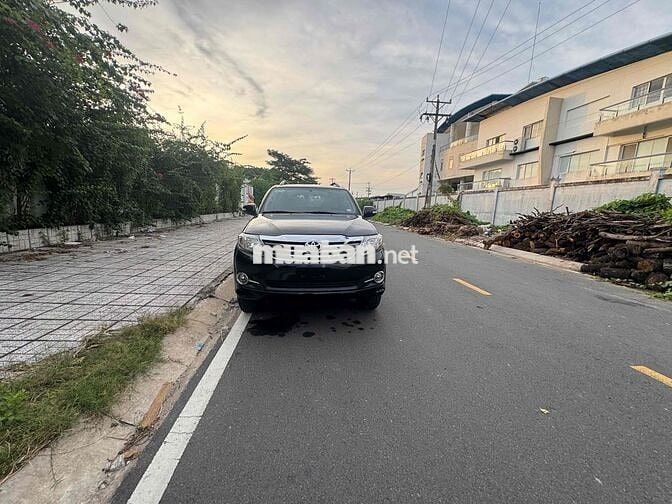 Toyota Fortuner 2015 2.7V 4x2 - 138000 km