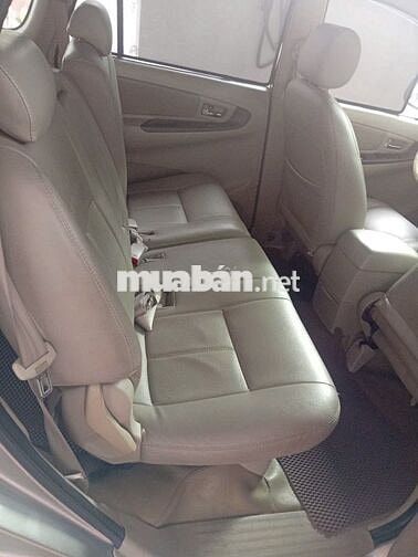 Toyota Innova 2013 2.0G - 195000 km