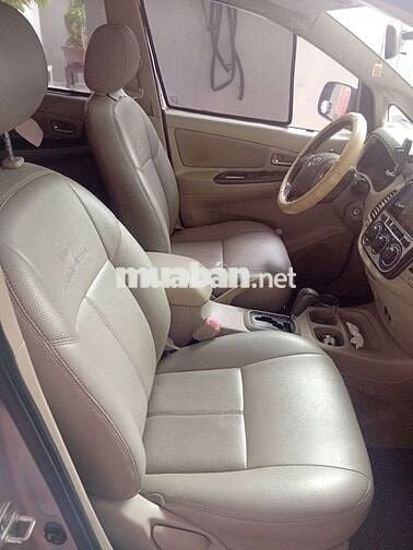 Toyota Innova 2013 2.0G - 195000 km