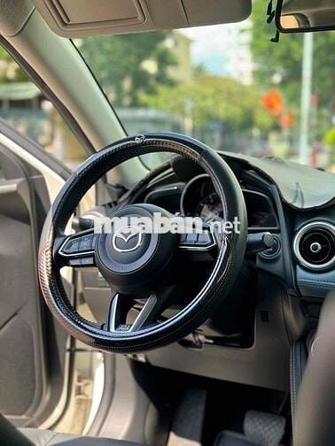 Mazda 2 2022 Premium - 10000 km