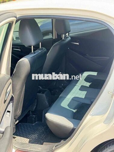 Mazda 2 2022 Premium - 10000 km