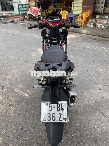 Cần bán xe winer v2 zin chất