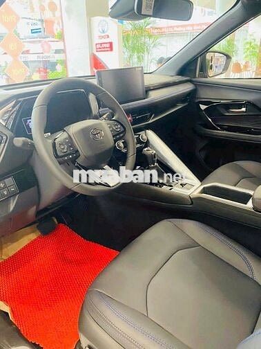 Toyota Yaris Cross 2025, Hỗ trợ 50% thuế trước bạ