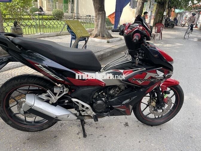 Cần bán xe winer v2 zin chất