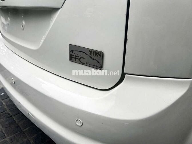 Ford Focus Trend 2011 số tự động 5 chỗ