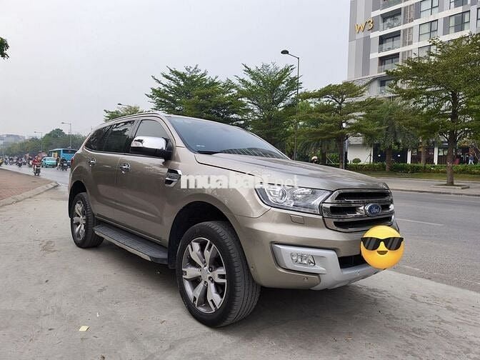 Ford Everest 2016 Titanium 2.2L 4x2 AT - 122000 km