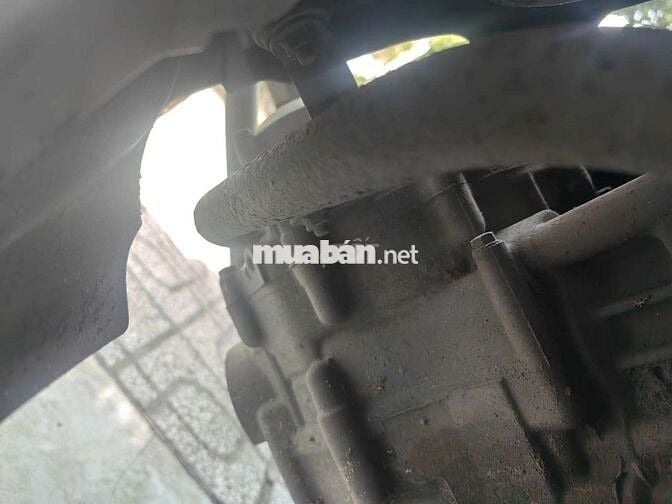 cần bán ex 135 máy móc zin êm áo zin vài chỗ nứt
