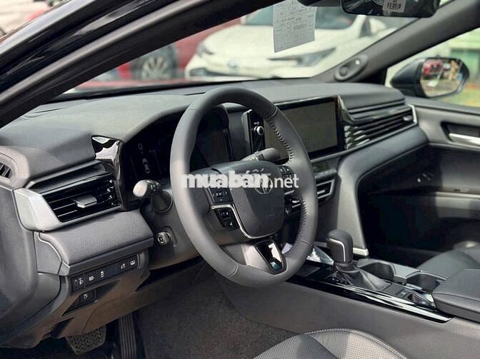 Toyota Camry 2025 – Giao Ngay – Ưu Đãi Lớn