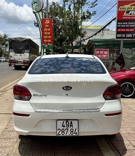 Kia Soluto 2019 1.4 MT - 124000 km