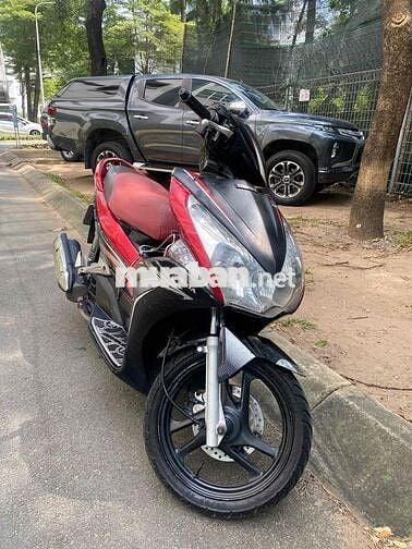 Bán Air Blade 2011 – Xe chính chủ, máy êm, giá tốt