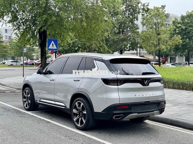 Lux SA Premium 2019 đi 22.000km đẹp xuất sắc
